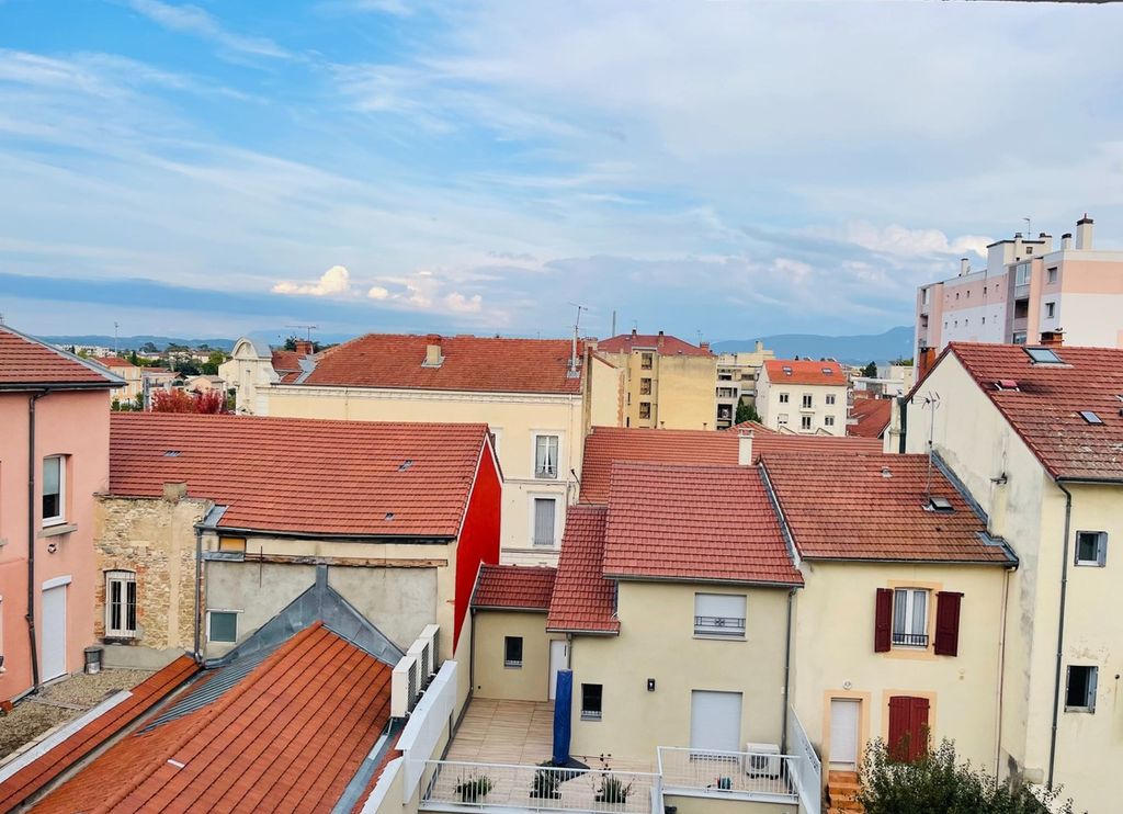 Achat appartement à vendre 3 pièces 68 m² - Romans-sur-Isère