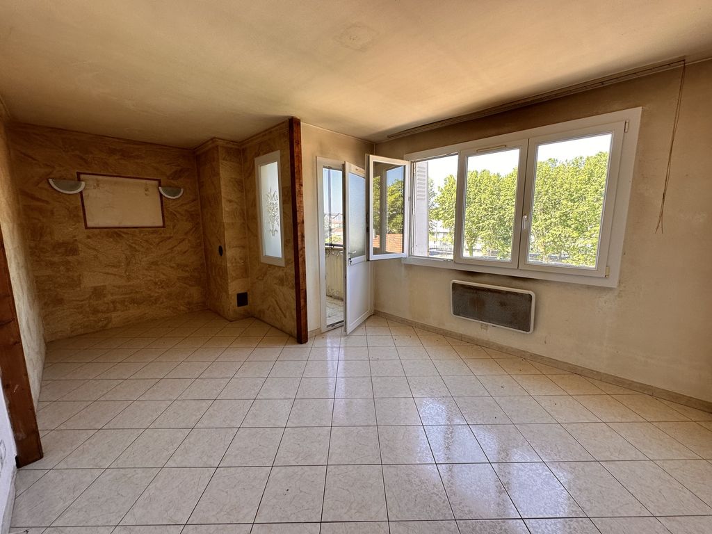 Achat appartement à vendre 4 pièces 68 m² - Pont-Saint-Esprit