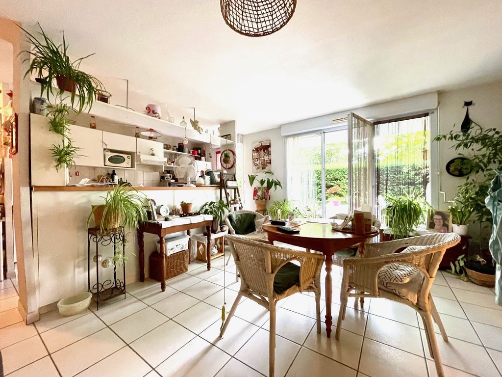 Achat appartement à vendre 3 pièces 68 m² - Saint-Macaire