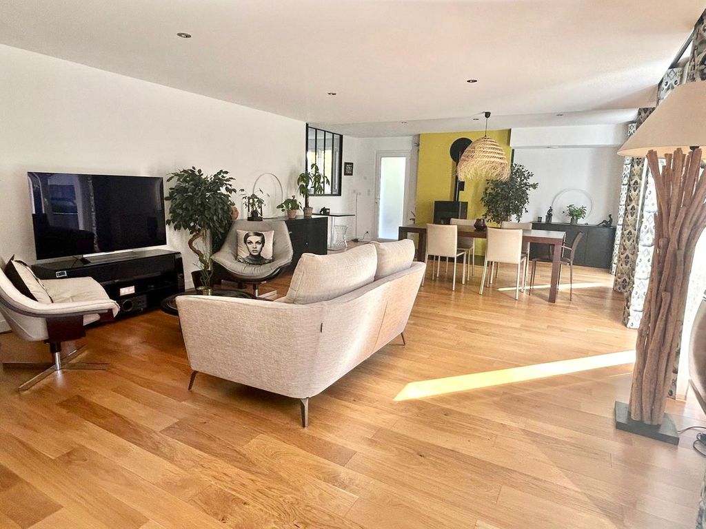 Achat maison à vendre 3 chambres 117 m² - Plérin