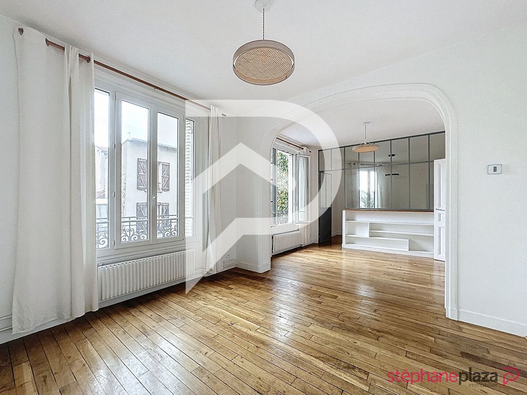 Achat appartement à vendre 4 pièces 84 m² - Suresnes