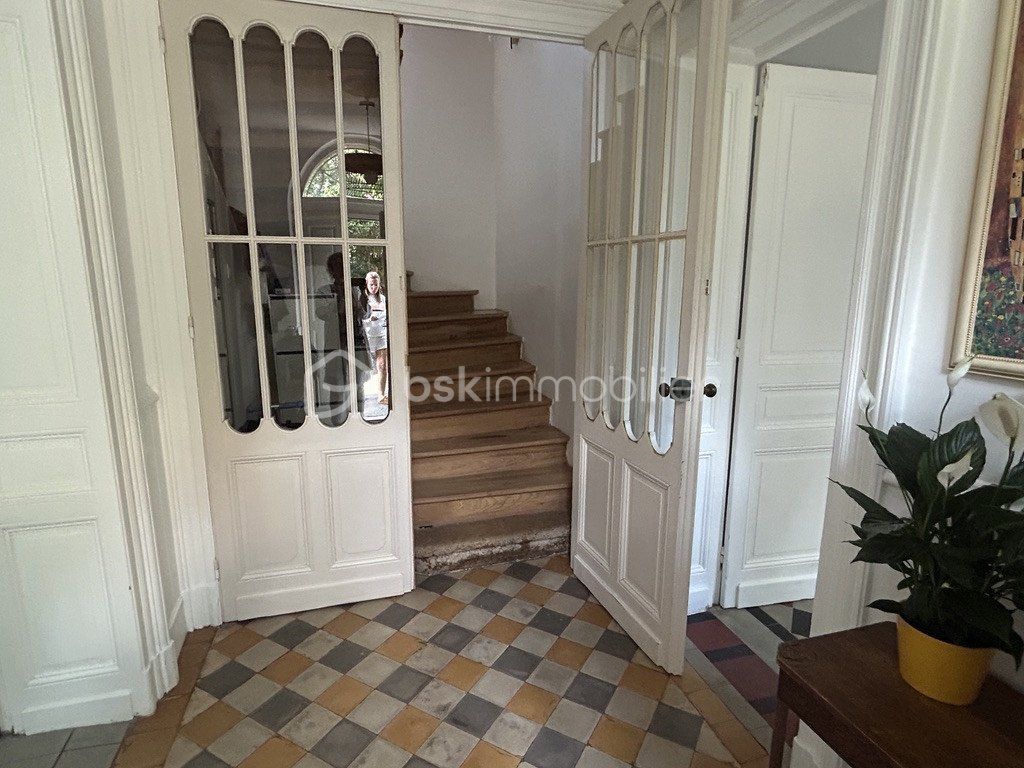 Achat maison à vendre 5 chambres 250 m² - Agen