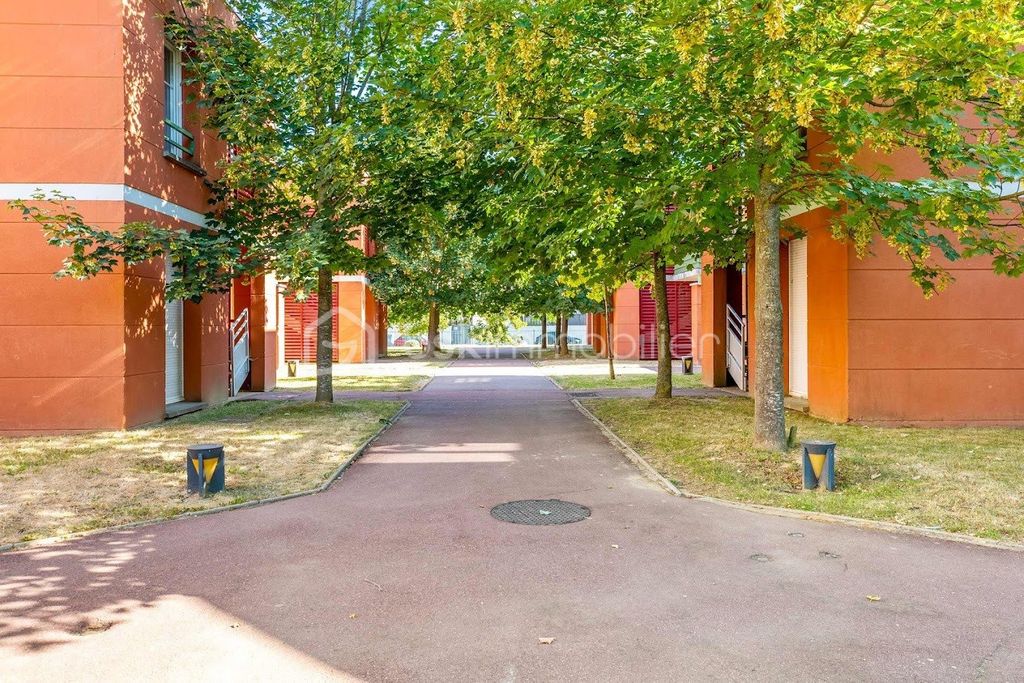 Achat appartement à vendre 2 pièces 30 m² - Bois-d'Arcy