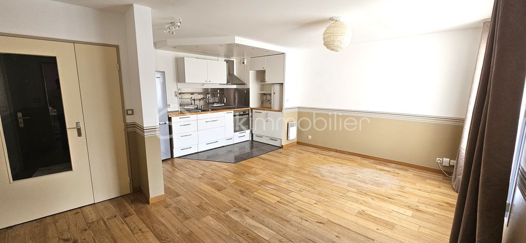 Achat appartement à vendre 2 pièces 51 m² - Moissy-Cramayel