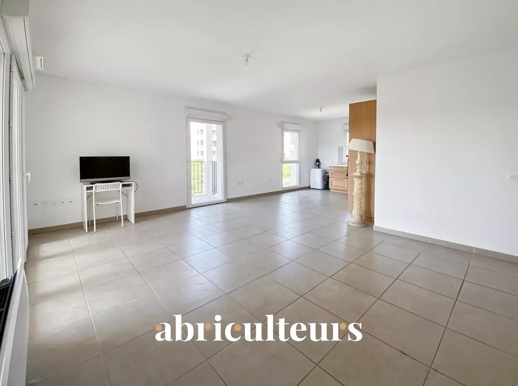 Achat appartement à vendre 3 pièces 61 m² - Marseille 13ème arrondissement