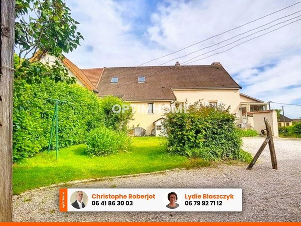 Achat maison à vendre 3 chambres 149 m² - Villeneuve-en-Montagne