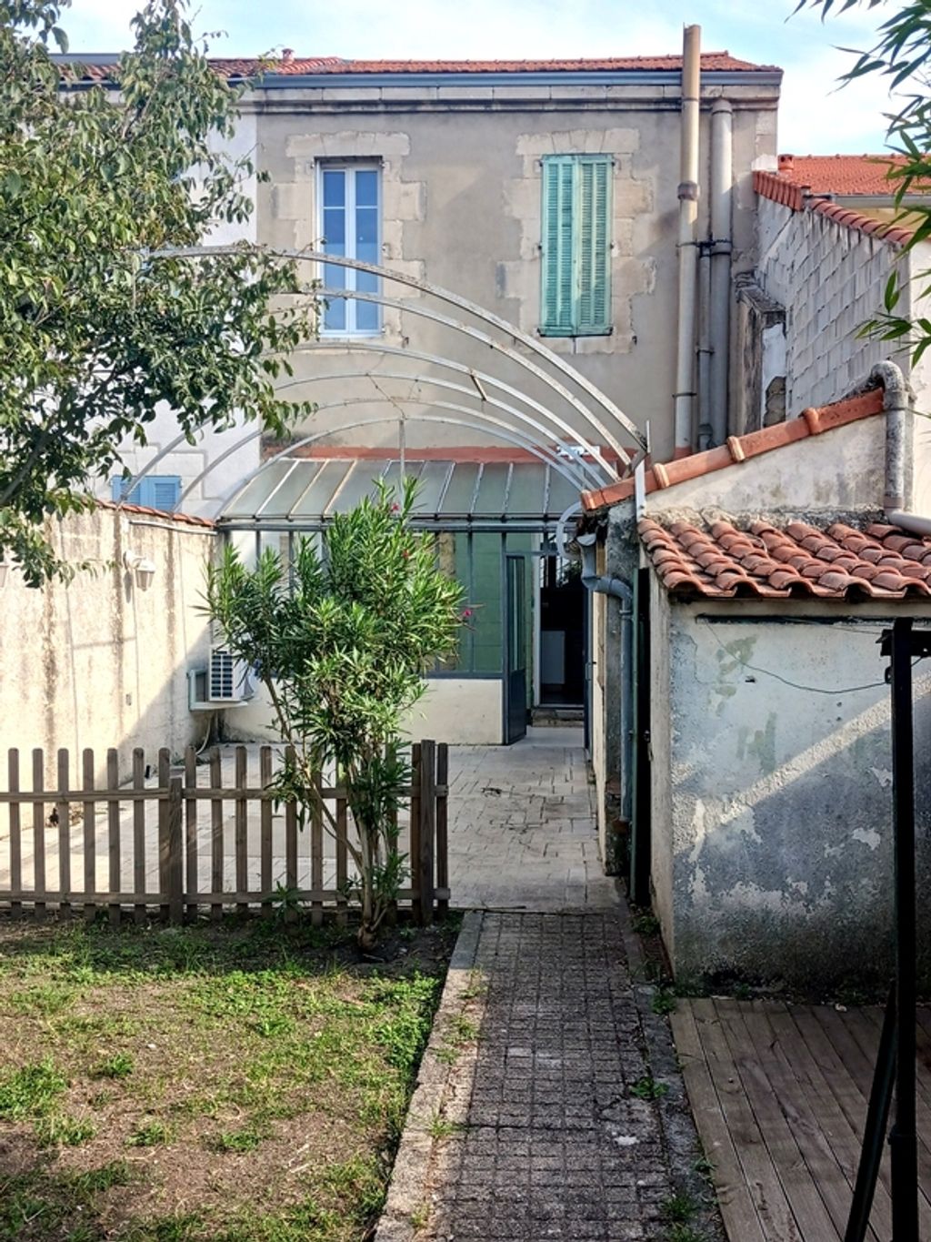 Achat maison à vendre 3 chambres 95 m² - Salon-de-Provence