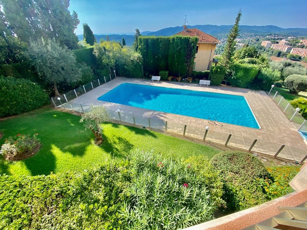 Achat appartement à vendre 3 pièces 74 m² - Grasse