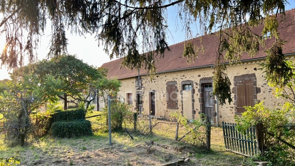 Achat maison à vendre 2 chambres 117 m² - La Guierche