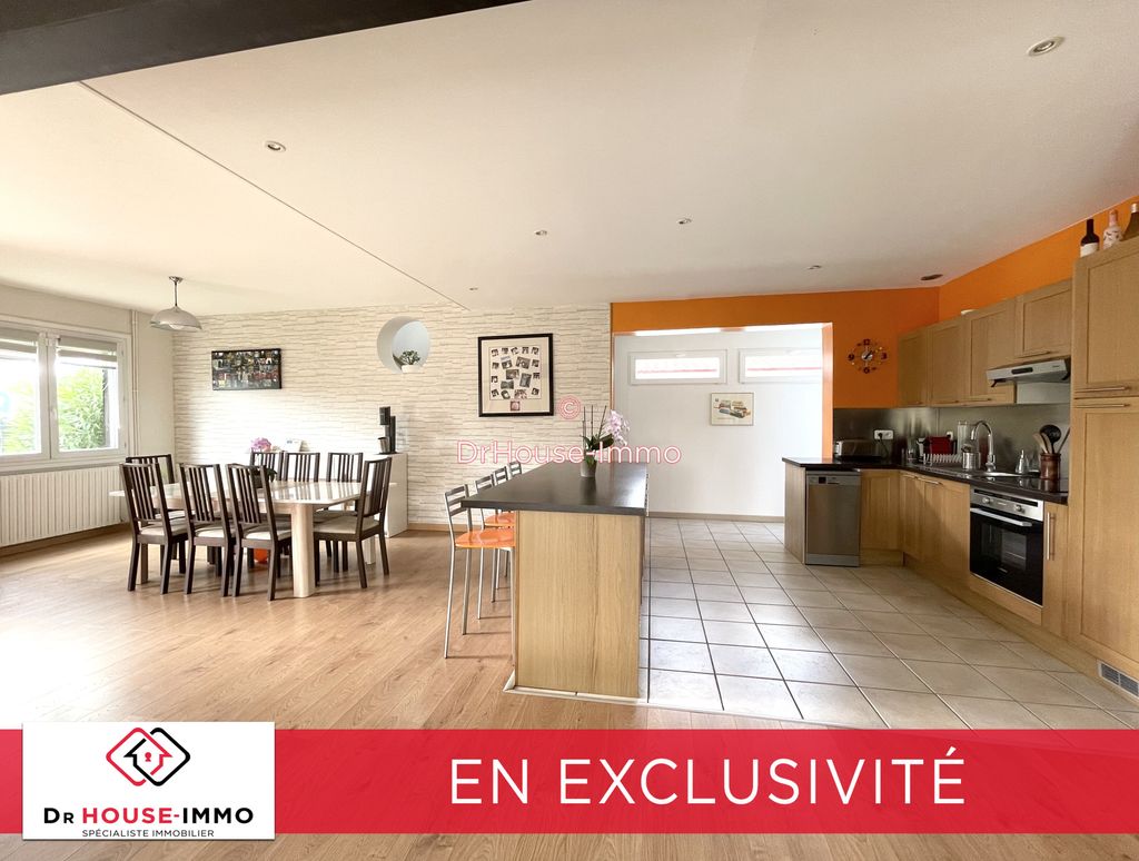 Achat maison à vendre 5 chambres 170 m² - La Salvetat-Saint-Gilles