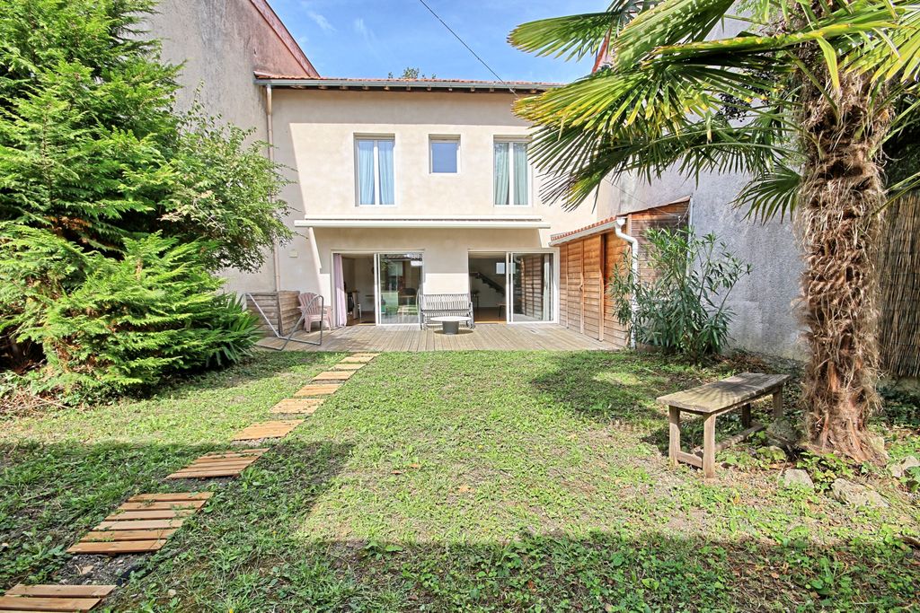 Achat maison à vendre 3 chambres 92 m² - Bordeaux