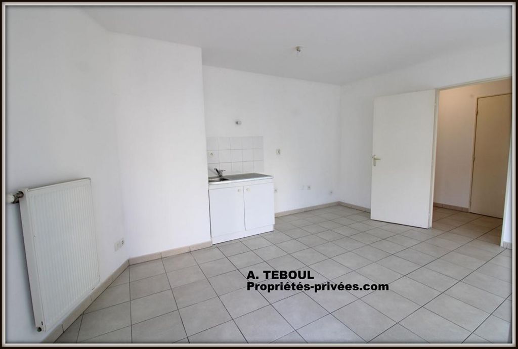 Achat appartement à vendre 2 pièces 45 m² - Vaulx-en-Velin