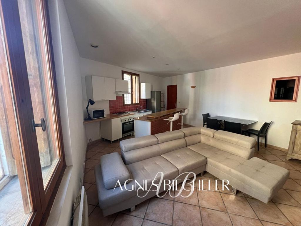 Achat appartement à vendre 2 pièces 50 m² - Bages