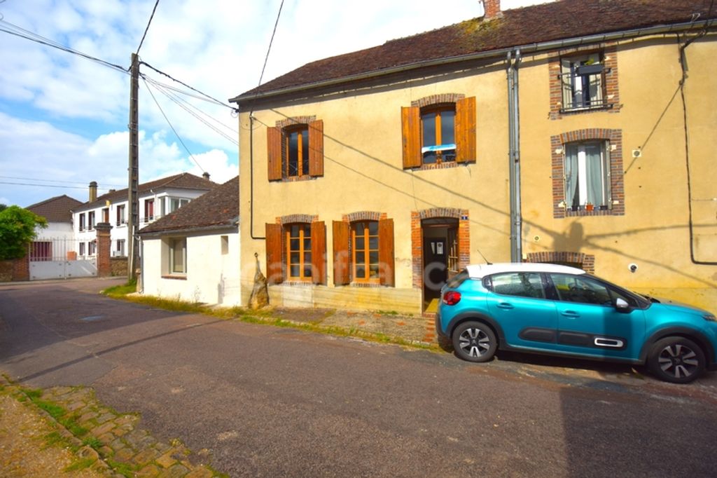 Achat maison à vendre 2 chambres 66 m² - Cézy