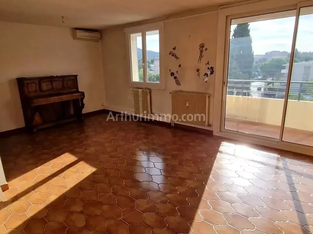 Achat appartement à vendre 4 pièces 82 m² - Draguignan