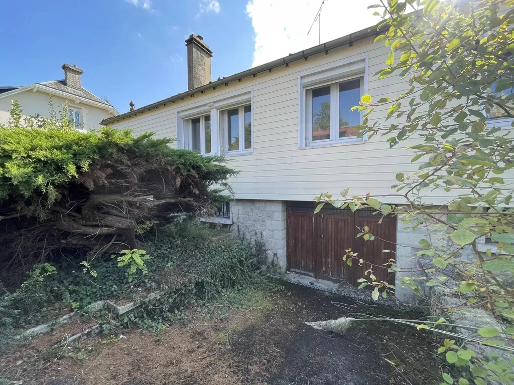 Achat maison à vendre 3 chambres 127 m² - Bourg-et-Comin