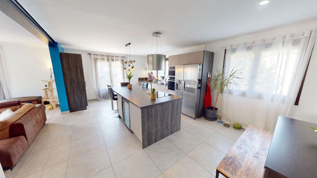 Achat maison à vendre 7 chambres 277 m² - Lagnieu