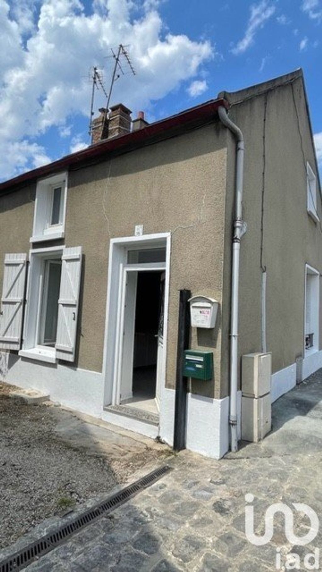 Achat maison à vendre 2 chambres 57 m² - Saint-Fargeau-Ponthierry