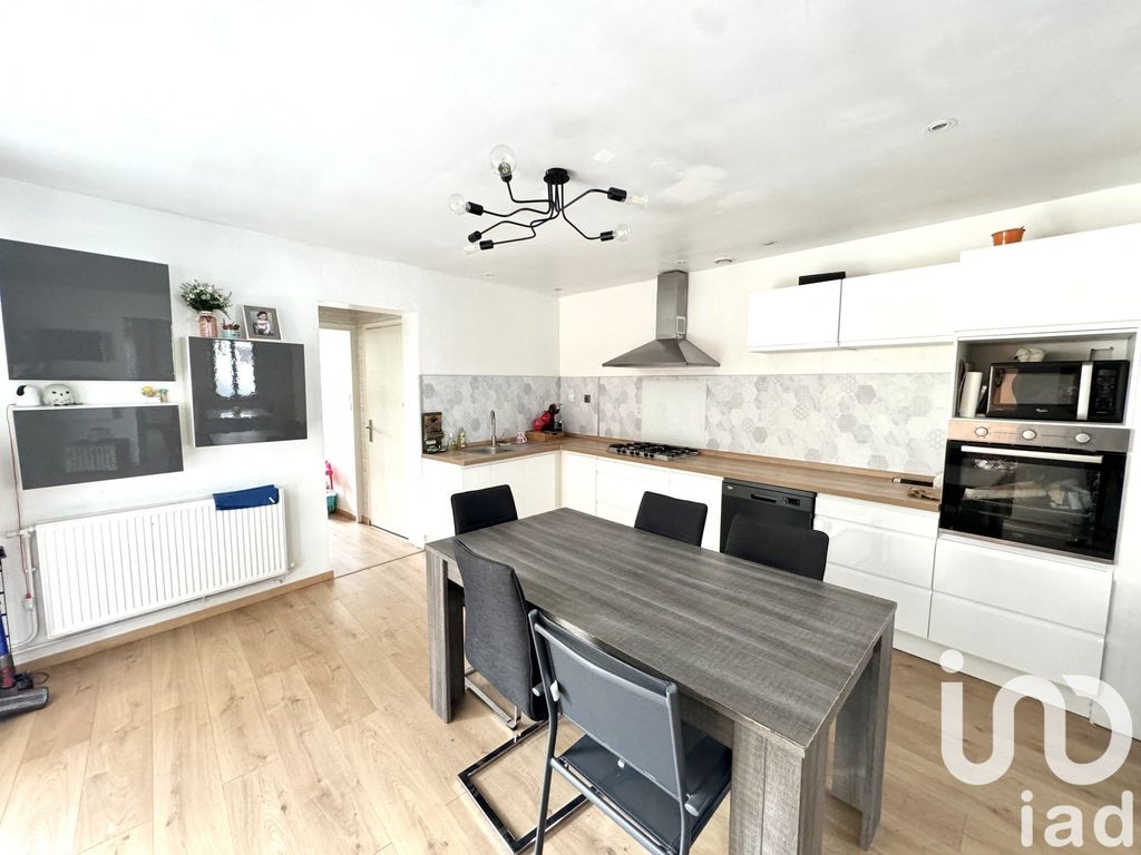 Achat maison à vendre 2 chambres 110 m² - Rœulx