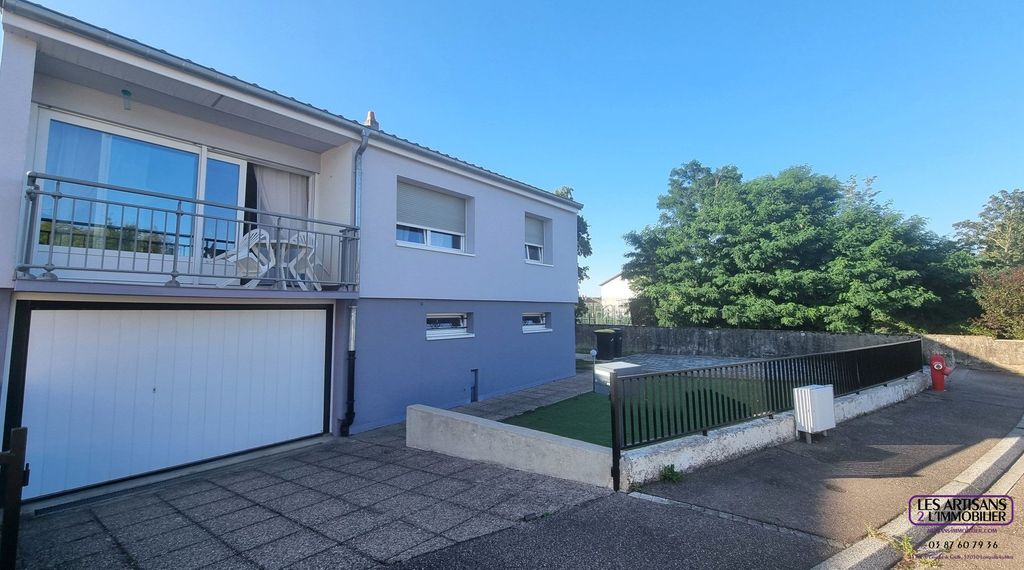 Achat maison à vendre 4 chambres 132 m² - Montigny-lès-Metz