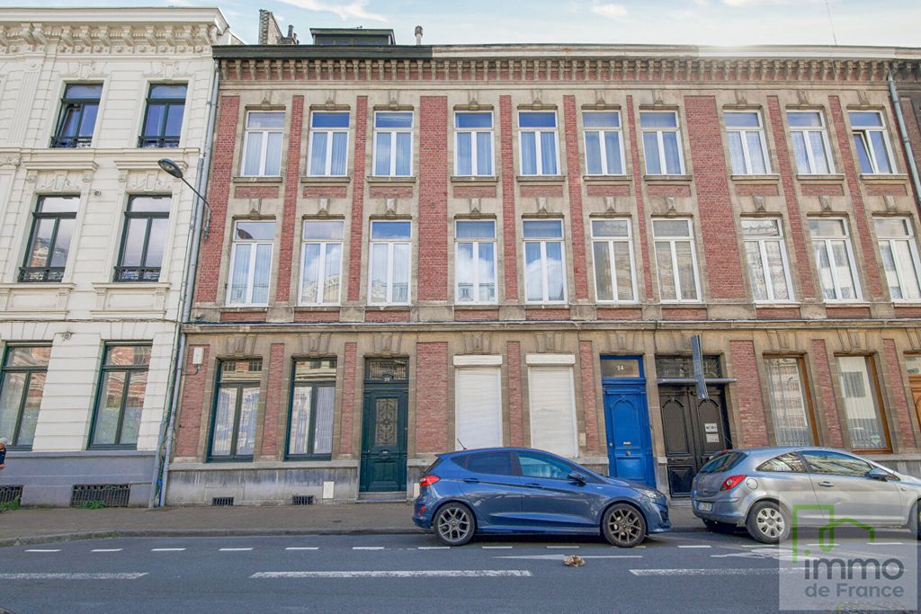 Achat maison à vendre 6 chambres 240 m² - Lille