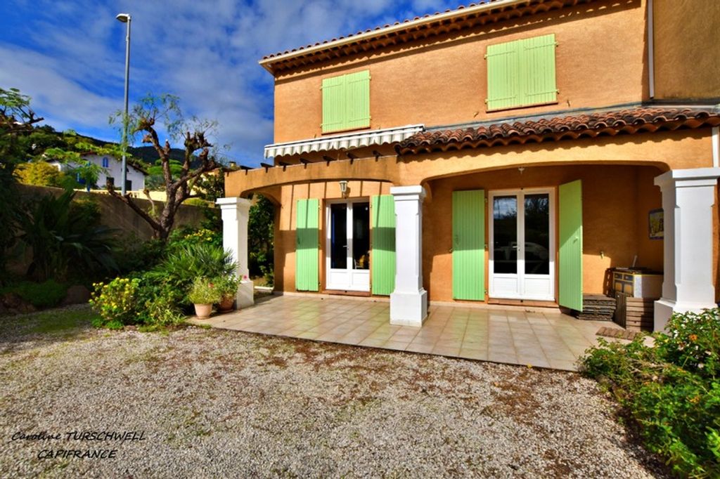 Achat maison à vendre 3 chambres 101 m² - Cavalaire-sur-Mer