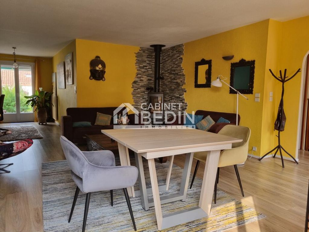 Achat maison à vendre 3 chambres 101 m² - Saint-Médard-en-Jalles