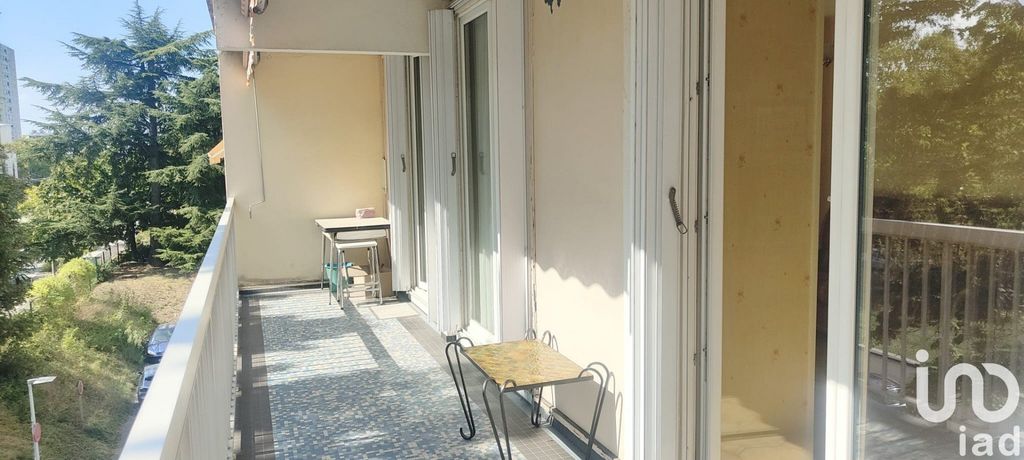 Achat appartement 4 pièce(s) Vénissieux