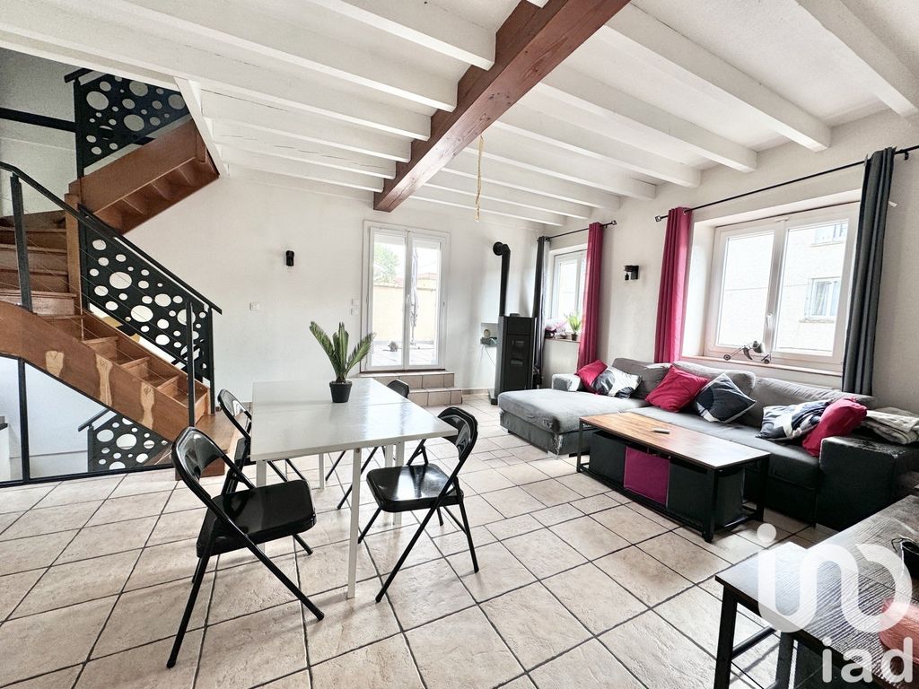 Achat maison 3 chambre(s) - Le Chambon-Feugerolles