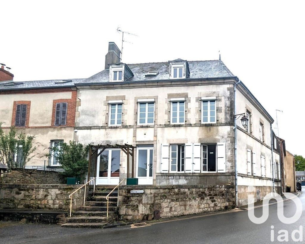 Achat maison à vendre 6 chambres 285 m² - Chéniers