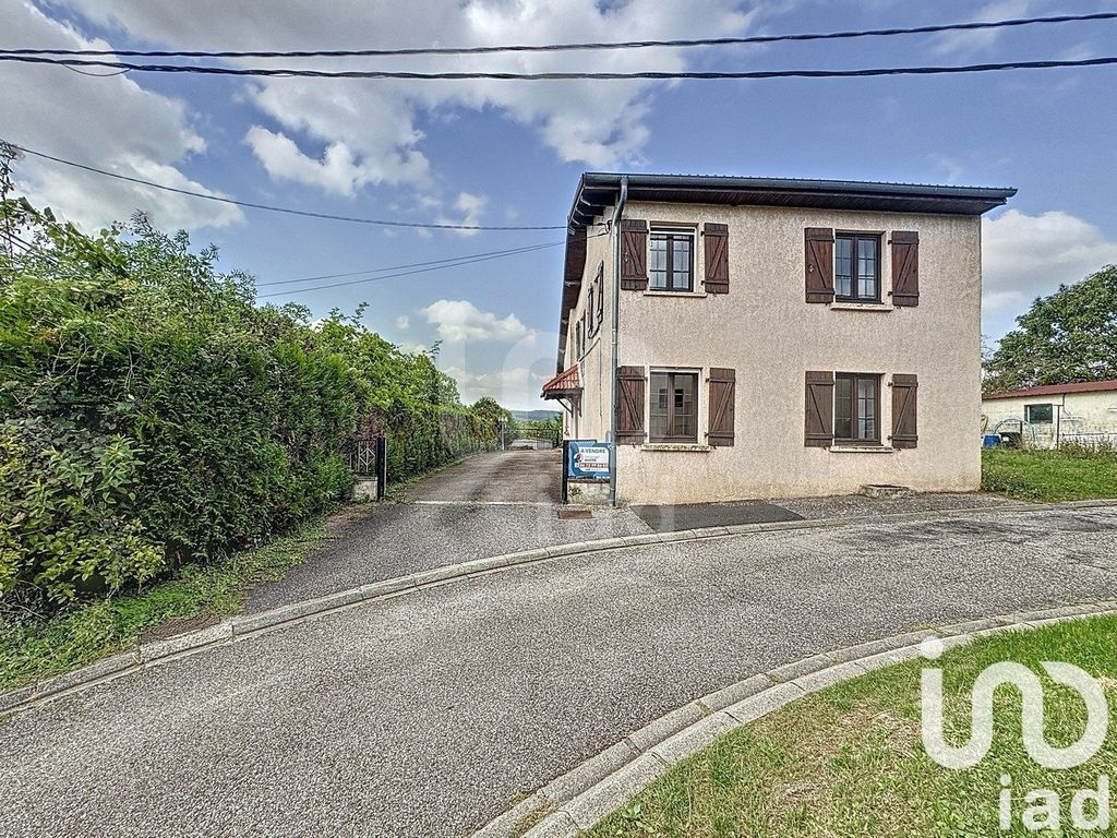 Achat maison à vendre 4 chambres 120 m² - Vergaville