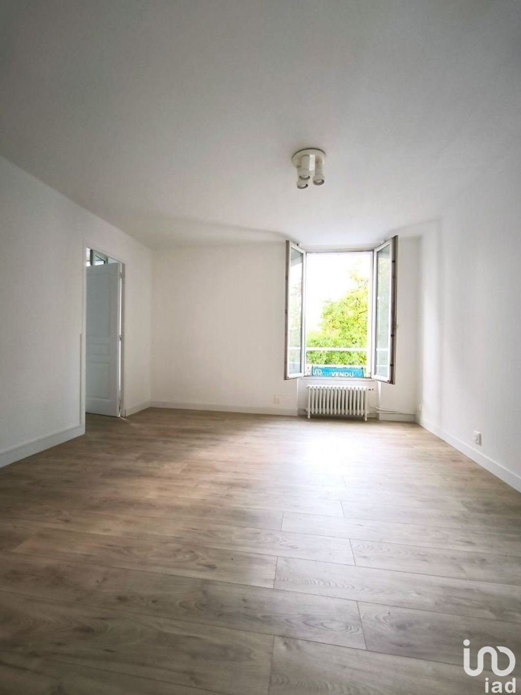 Achat appartement à vendre 3 pièces 63 m² - Suresnes