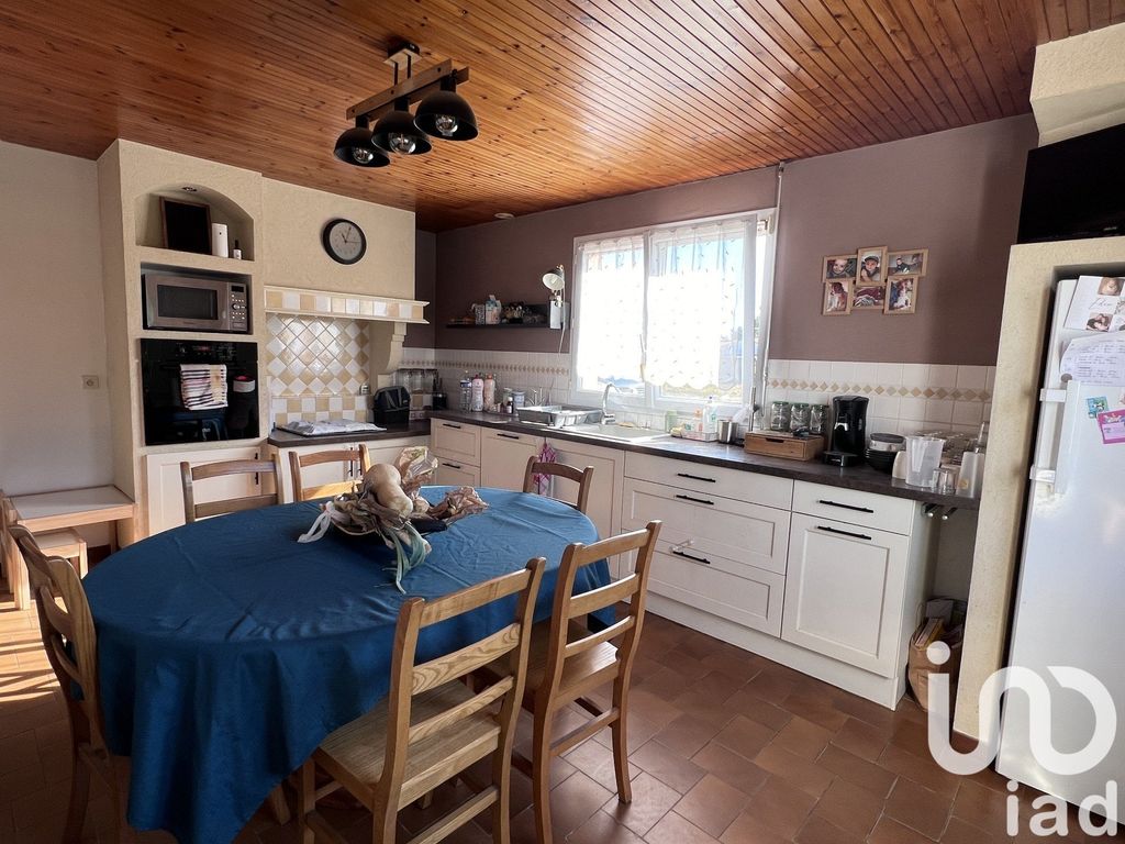 Achat maison à vendre 3 chambres 105 m² - Saint-Mathurin