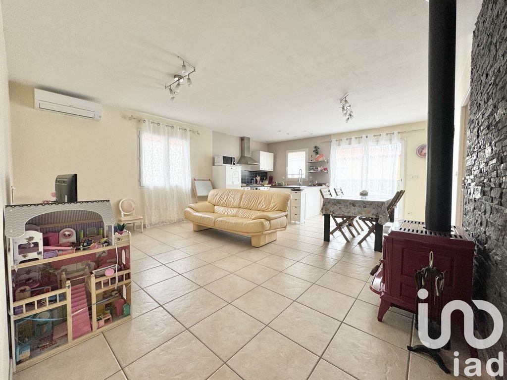 Achat maison à vendre 2 chambres 70 m² - Tresserre