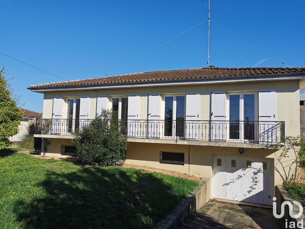 Achat maison à vendre 3 chambres 106 m² - Surgères