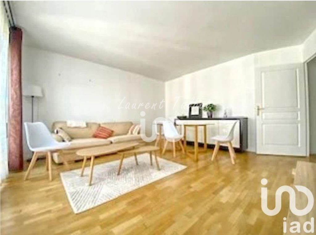 Achat appartement à vendre 2 pièces 51 m² - Paris 19ème arrondissement