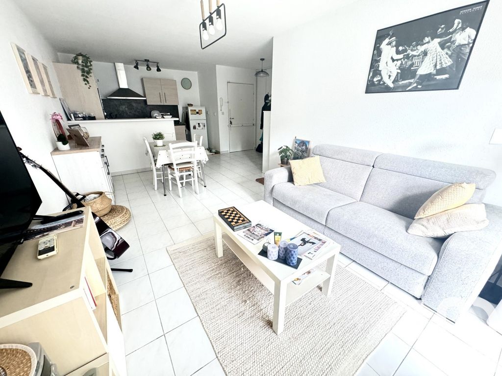 Achat appartement à vendre 3 pièces 58 m² - Nîmes