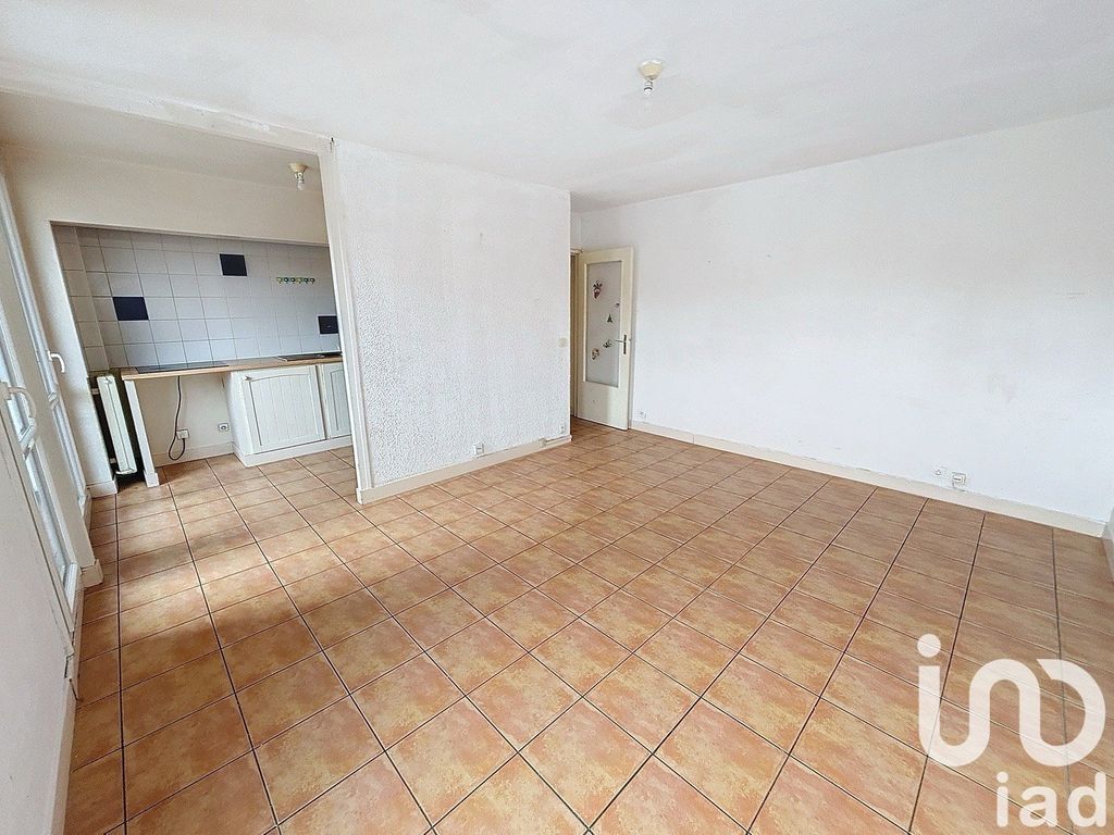 Achat appartement à vendre 3 pièces 66 m² - Corbeil-Essonnes