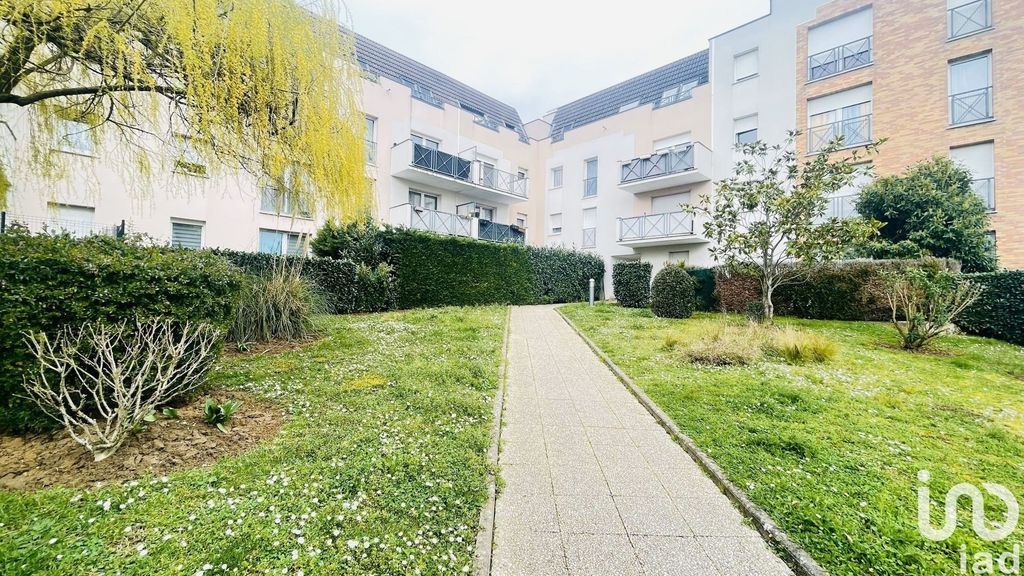 Achat appartement à vendre 3 pièces 66 m² - Courcouronnes