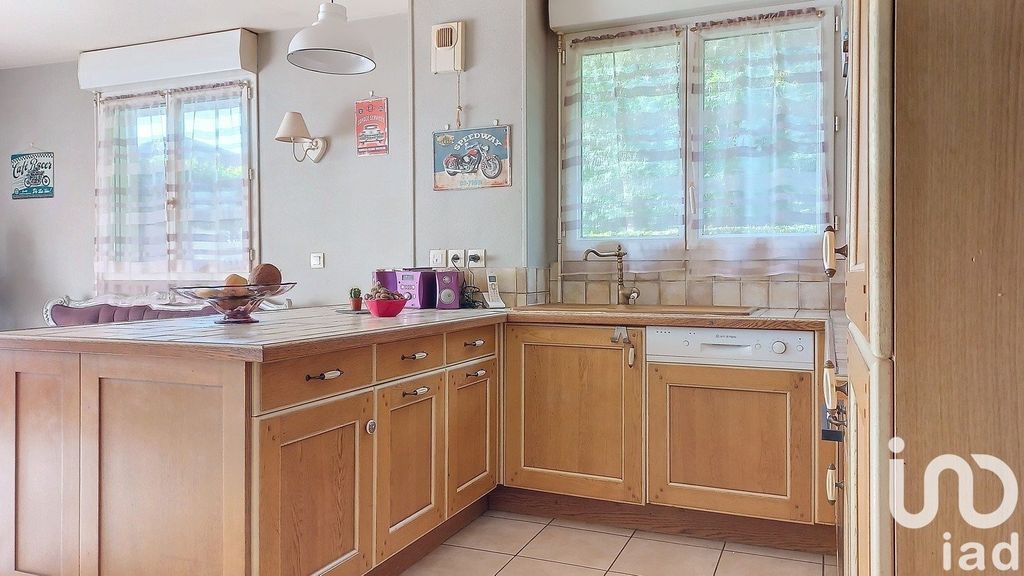 Achat appartement à vendre 3 pièces 63 m² - Cornier