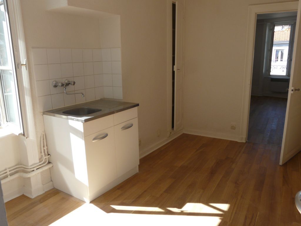 Achat studio à vendre 34 m² - Clermont-Ferrand