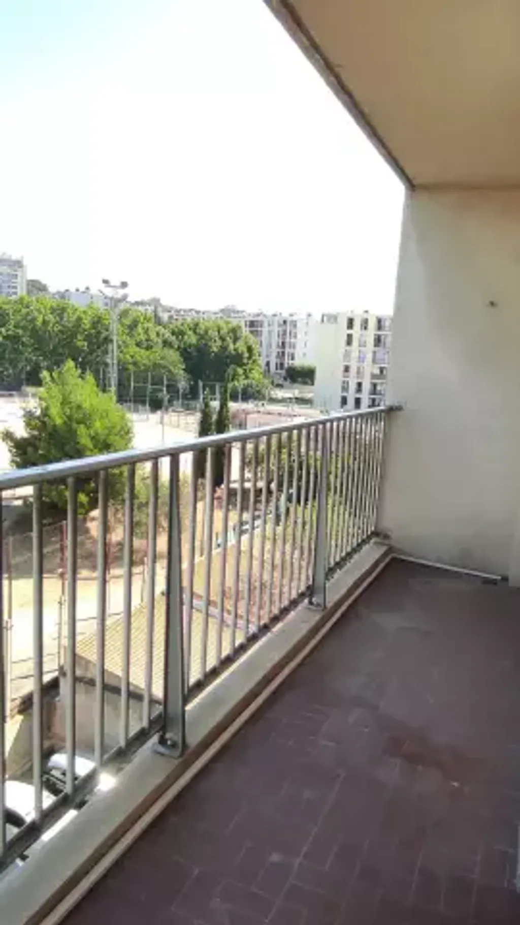 Achat appartement à vendre 2 pièces 29 m² - Marseille 13ème arrondissement