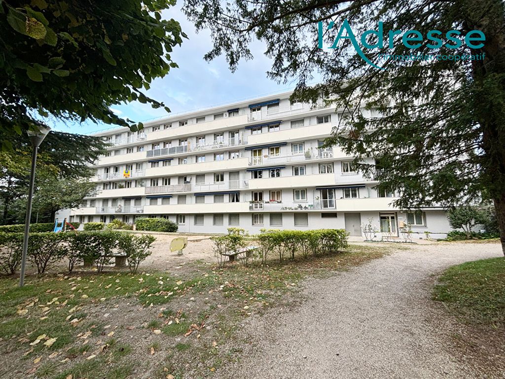 Achat appartement à vendre 5 pièces 85 m² - Noisy-le-Grand