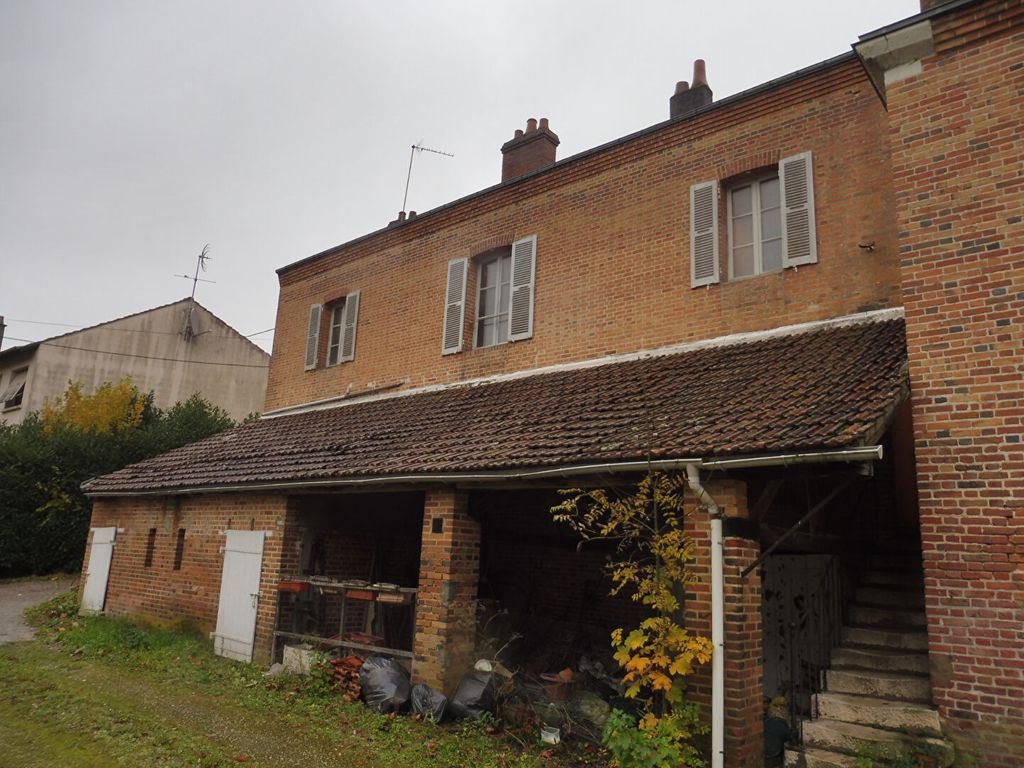 Achat maison à vendre 2 chambres 150 m² - Lamotte-Beuvron