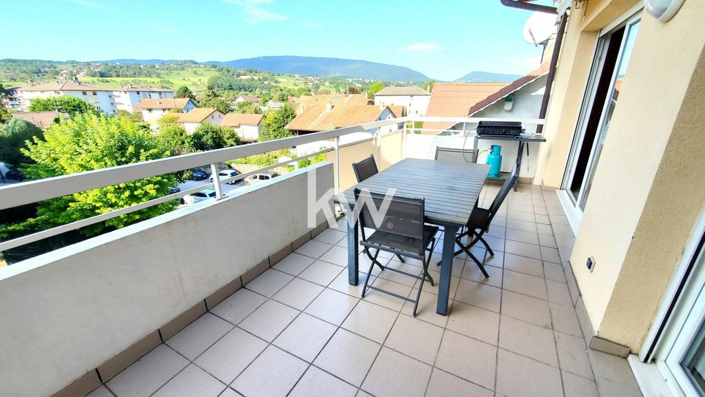 Achat appartement à vendre 4 pièces 96 m² - Reignier-Ésery