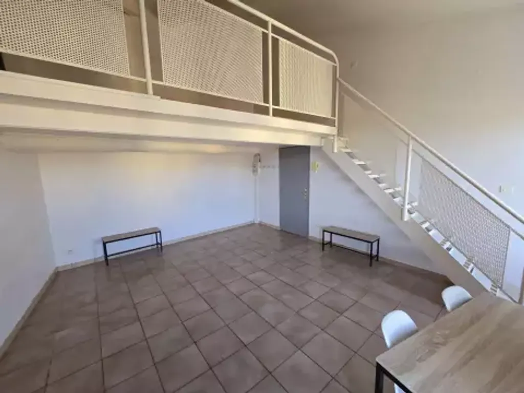 Achat appartement à vendre 2 pièces 41 m² - Connaux