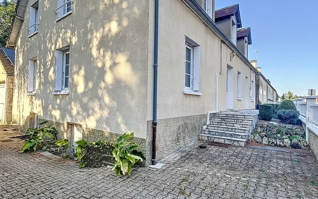 Achat maison à vendre 4 chambres 187 m² - Val-au-Perche