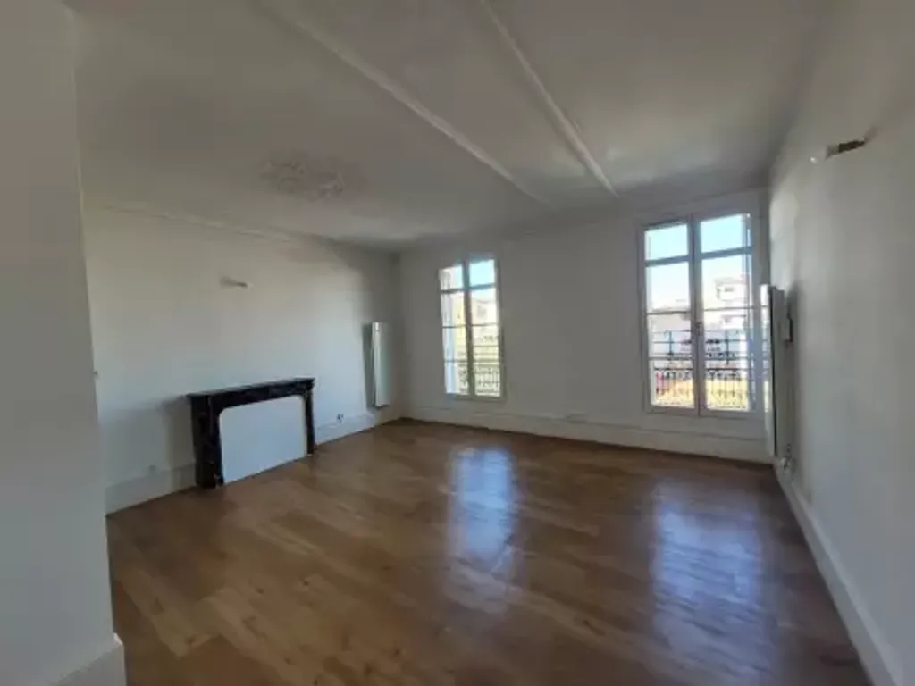 Achat appartement à vendre 3 pièces 68 m² - Marseille 2ème arrondissement