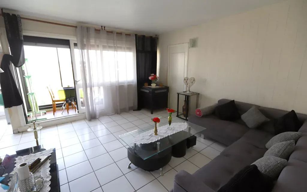 Achat appartement à vendre 4 pièces 77 m² - Les Mureaux