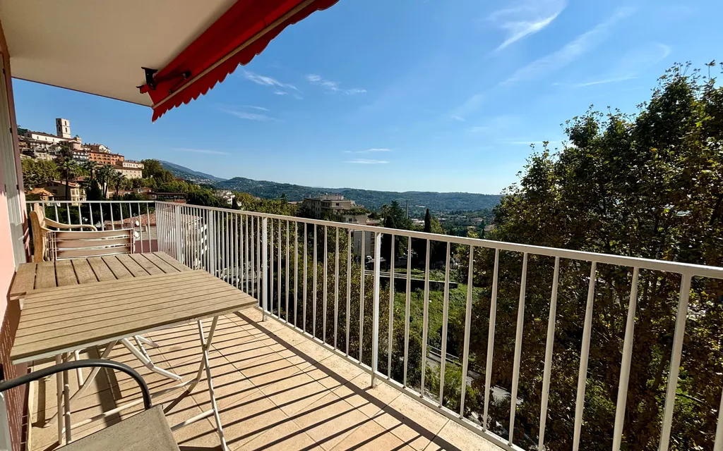 Achat appartement à vendre 4 pièces 81 m² - Grasse